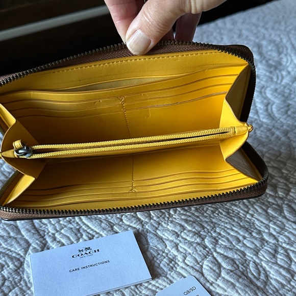 Coach saddle Brown Wallet with Yellow Pac-Man Motif - Picture 9 of 11